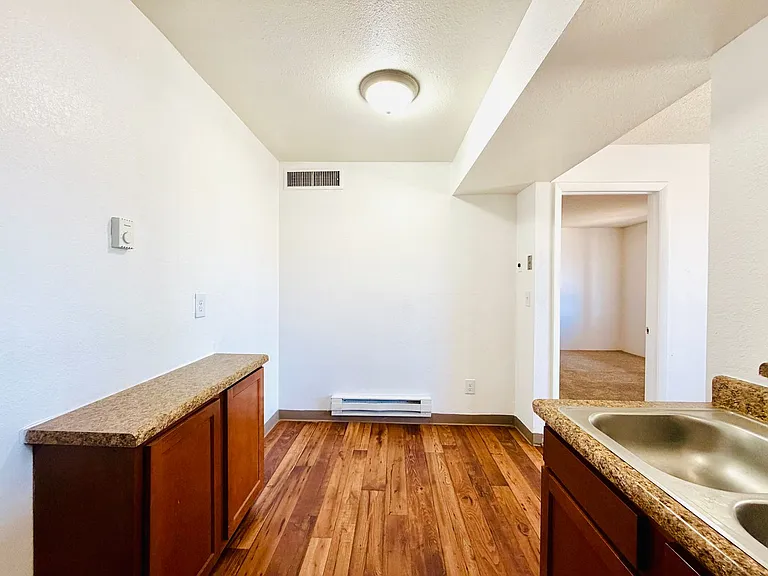 Santa Cruz Apartments - Studios, 1 Bedroom and 2 Bedrooms with Pool! — Photo 21