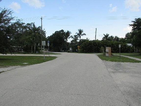 5th image of 509 SE Parkway Dr