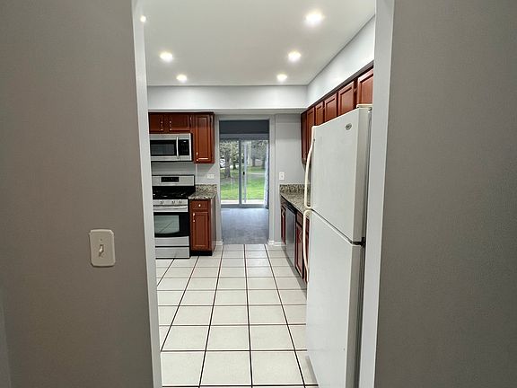 Entrance to kitchen