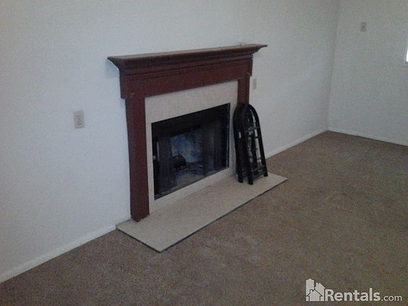 3rd image of 4650 E Sylvane St