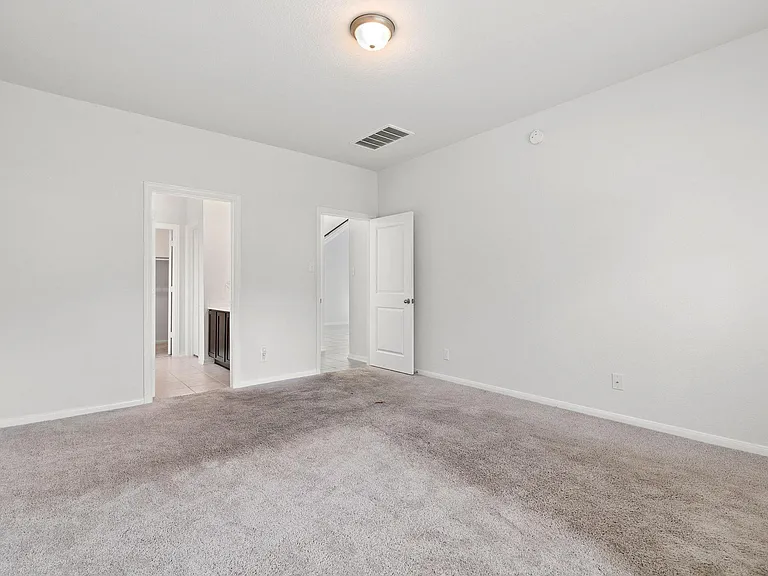 5319 Rivers Edge Dr — Photo 11