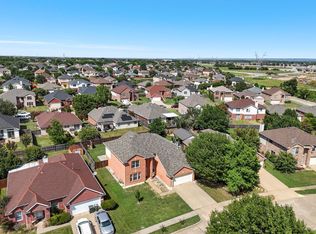 7115 Lake Jackson Dr, Arlington, TX 76002