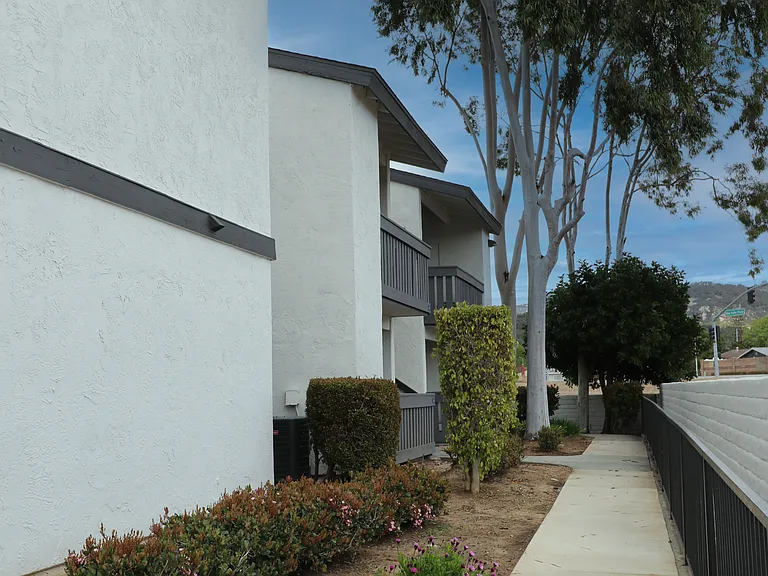 Birchmont — Photo 19