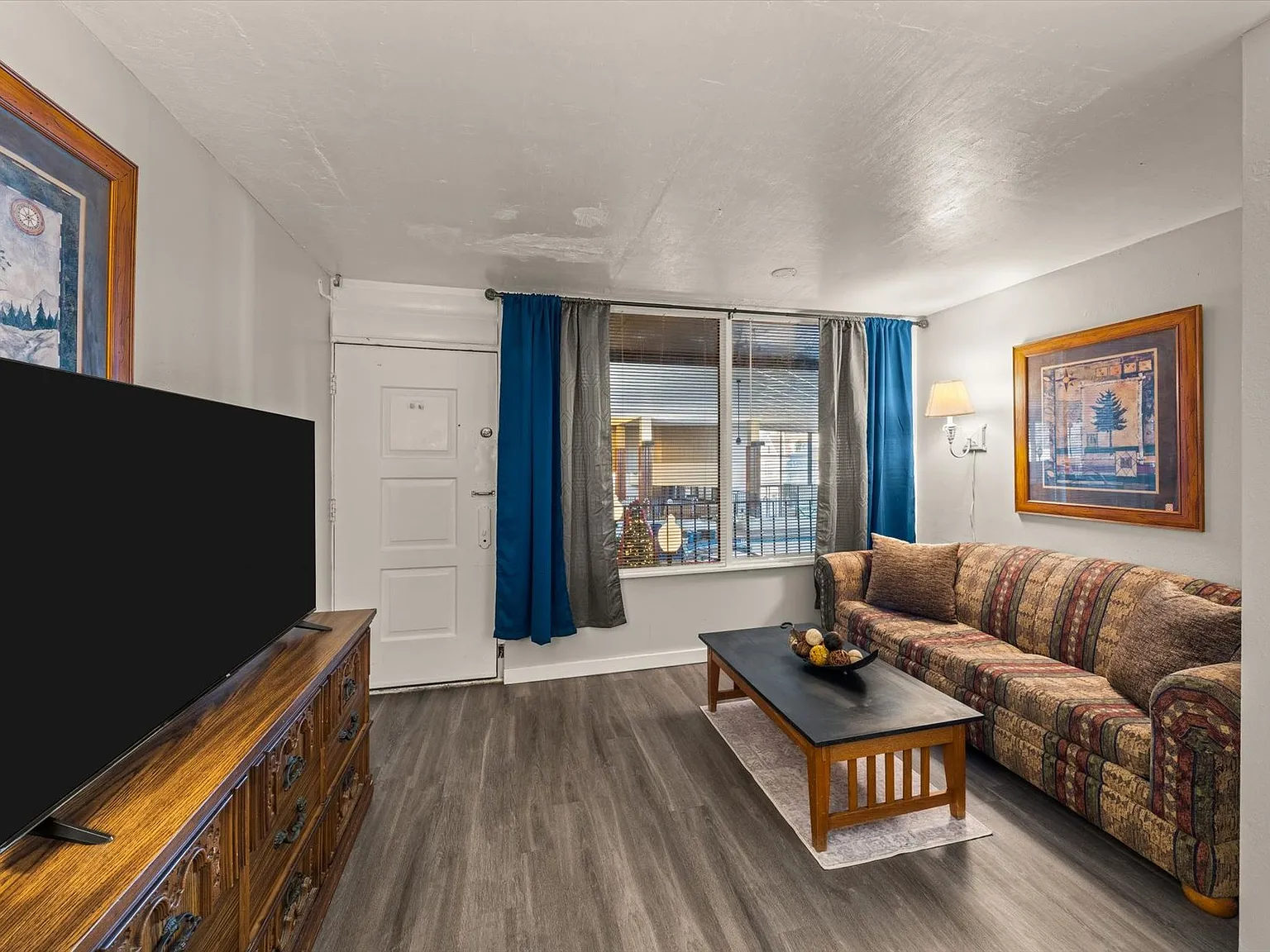 Great One Bedroom Efficiency on the Parkway in the Heart of Pigeon Forge! All Utilities Included! — Photo 4