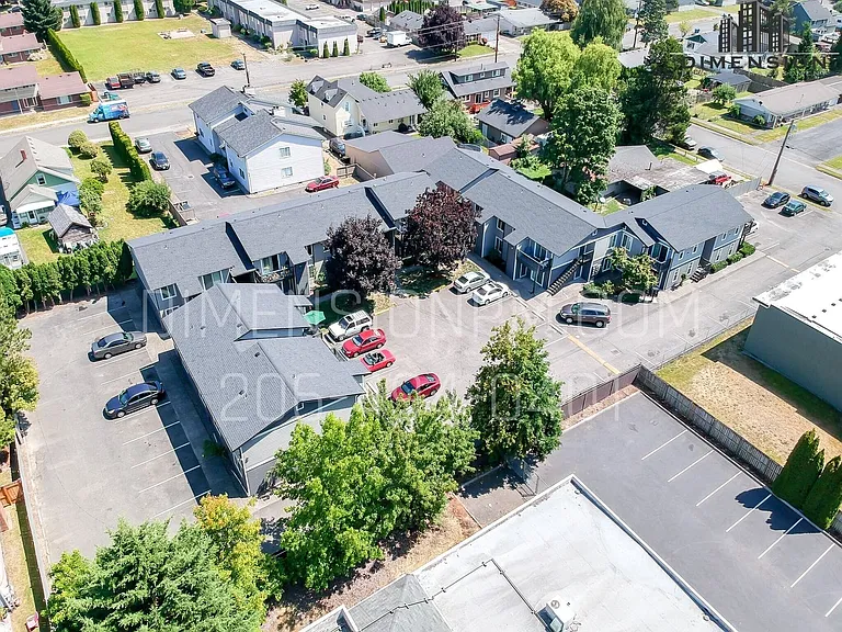 Beautiful one-bedroom and two-bedroom apartments in Sumner! — Photo 31