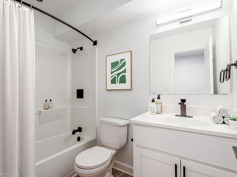 North Hill Apartments — Photo 7