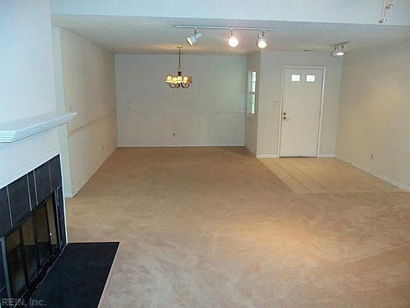 4th image of 780 Deer Lake Dr