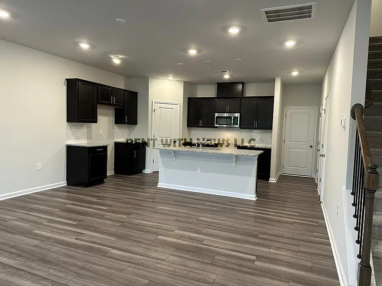 5124 Anamosa St — Photo 15