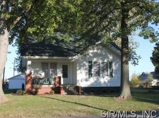 102 Wolf Ave, Hamel, IL 62046