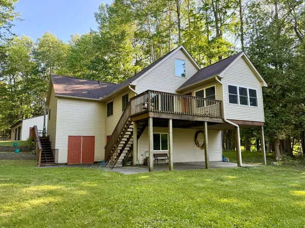 4081 N Stephanie Dr, Branch, MI 49402