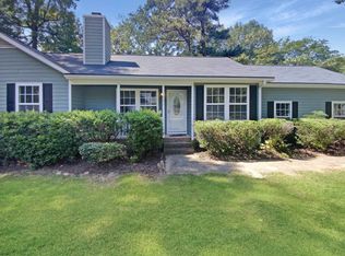 401 Hidden Cellars Dr, Holly Springs, NC 27540