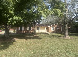 159 Indian Lake Rd, Hendersonville, TN 37075