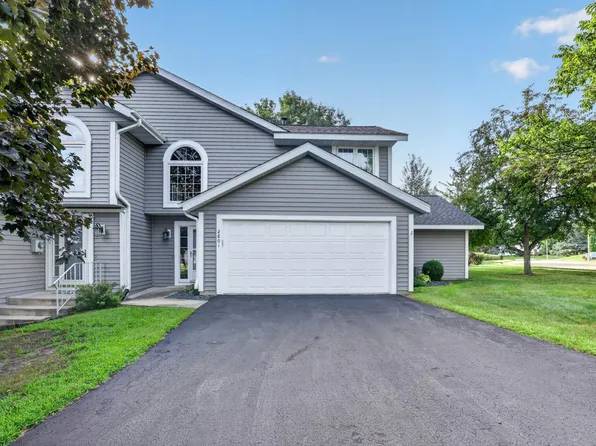 2801 Riverwood Ln NW, Rochester, MN 55901