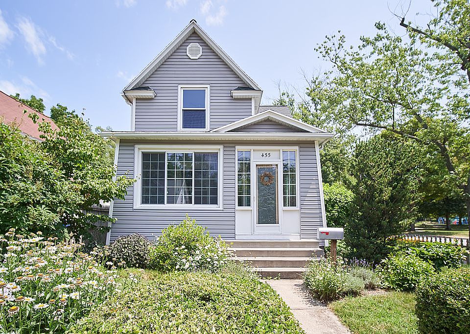 1st image of 455 College Ave