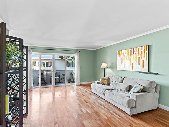 3rd image of 1898 Meridian Ave Unit 32