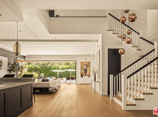 16144 High Valley Pl, Encino, CA 91436