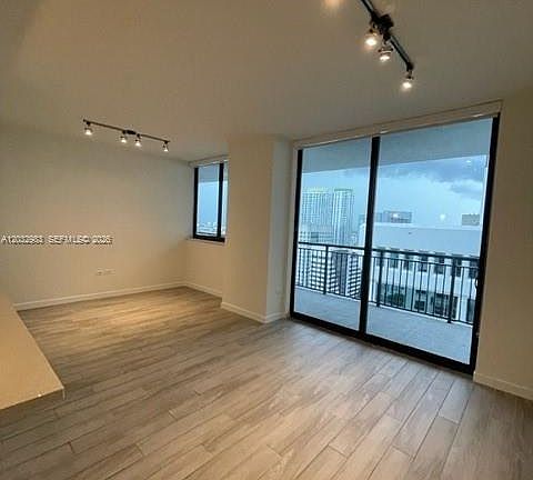 5th image of 999 SW 1st Ave APT 3115