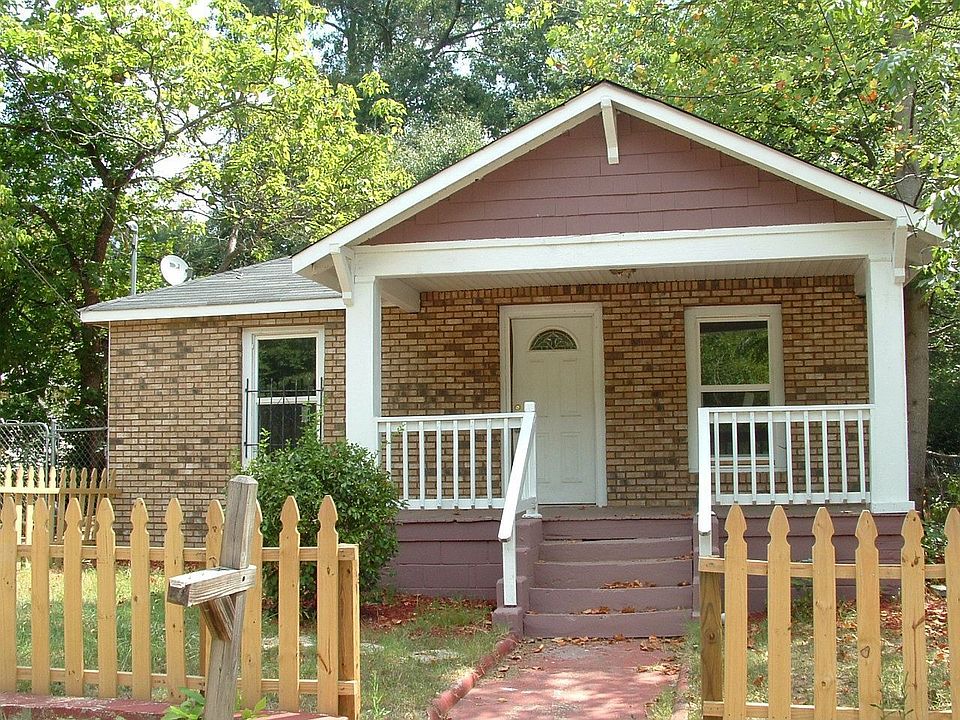 HOUSE FRONT