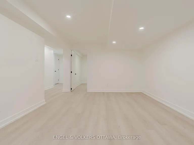 1040 Maitland Ave #B — Photo 19