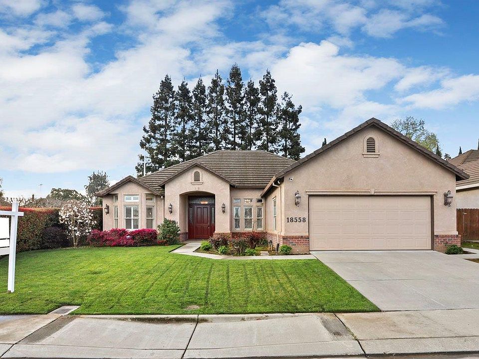 1st image of 18558 E Laurin Dr