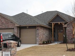 2102 Pony Express Trl, Edmond, OK 73003