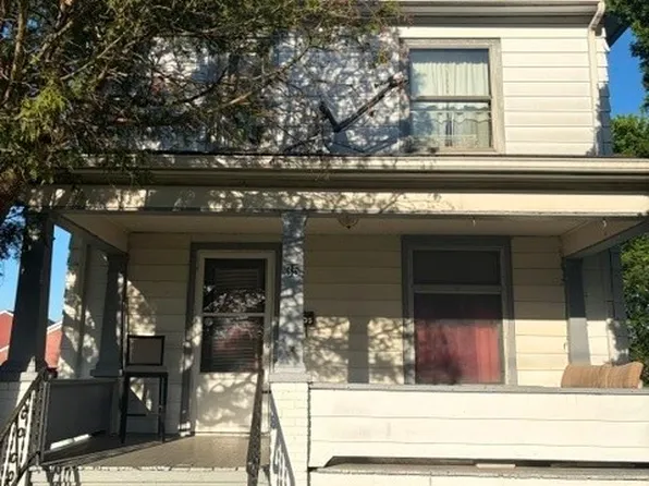 35 Bentley St, Hubbard, OH 44425