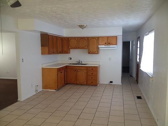 2nd image of 2417 Tesh Dr