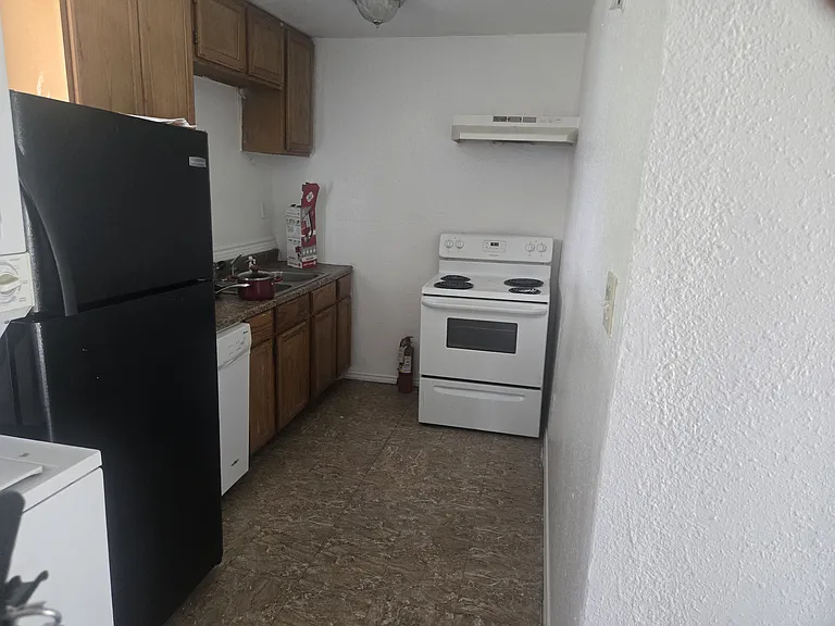 3416 Wendelkin St #202 — Photo 4