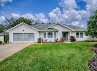 5588 Gulf Stream St, Tavares, FL 32778