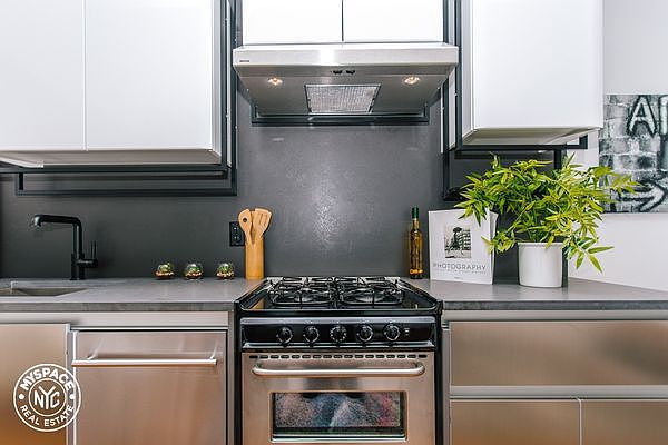 1st image of 123 Melrose St #9M