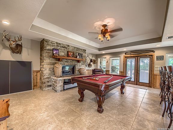 3rd image of 5464 Coughran Rd