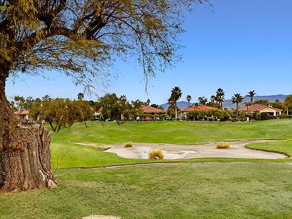 3rd image of 18 Via Las Flores