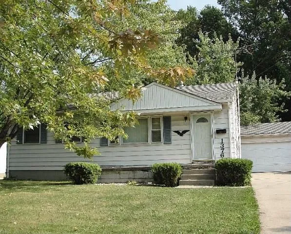 1376 Southern Blvd NW photo 1
