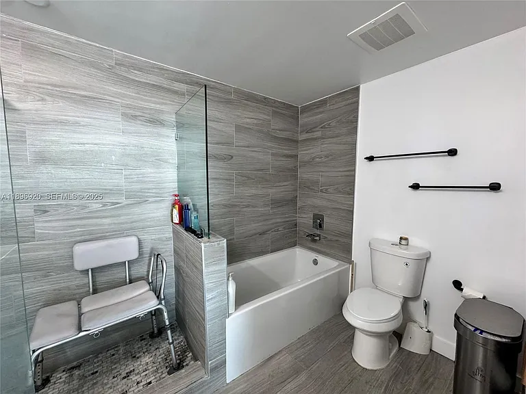 6580 Indian Creek Dr #404 — Photo 3