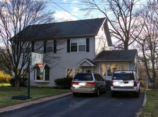 26 Prospect Point Rd, Lake Hopatcong, NJ 07849