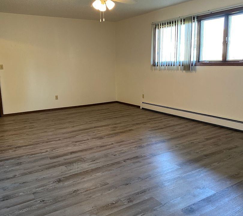 1st image of 1603 9th Ave NW APT 3