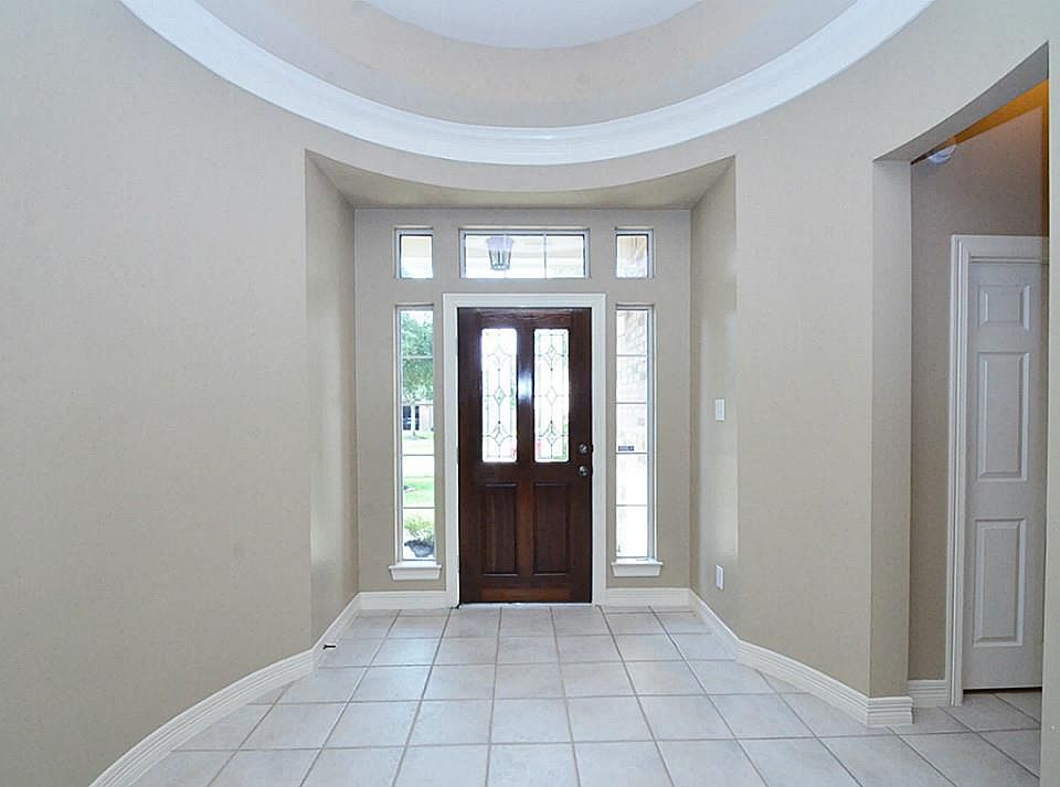 1st image of 4014 Garden Branch Ct