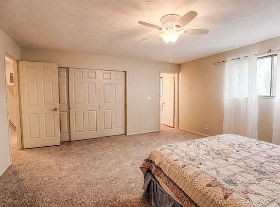 4th image of 2648 S Higbee Ave