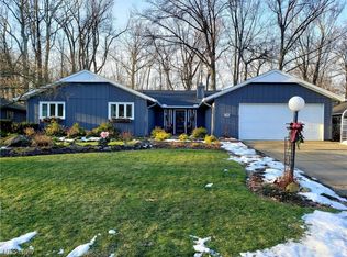 5768 Bay Berry Cir, North Ridgeville, OH 44039