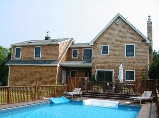 456 Blank Ln, Water Mill, NY 11976