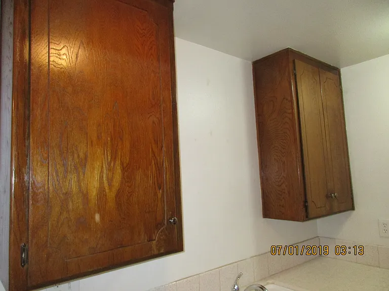 Mesa Manor Apartments — Photo 13
