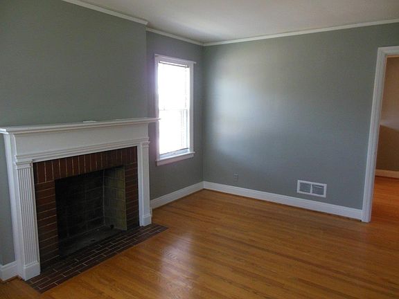 4th image of 2329 Mount Claire Ave APT 4