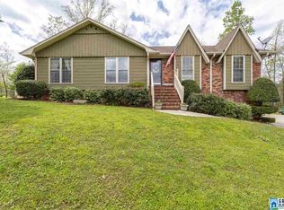 1109 13th Ct, Pleasant Grove, AL 35127