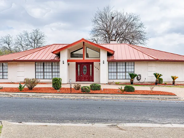 7306 Hidden Hills N, San Antonio, TX 78244
