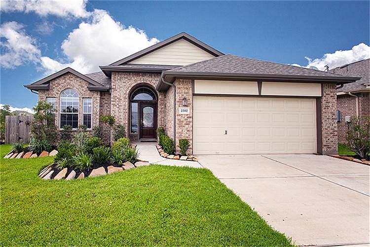 1st image of 2302 Cantabria Ln