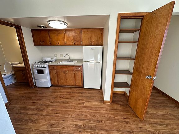 4th image of 2738 E Bolivar Ave APT 1
