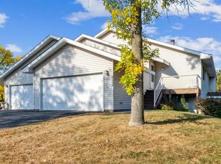 8002 Timber Lake Dr, Eden Prairie, MN 55347