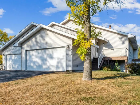 8002 Timber Lake Dr, Eden Prairie, MN 55347
