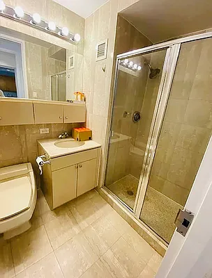 Rented by Level Group | media 4