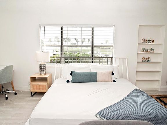 2nd image of 4109 N Ocean Dr Unit 7